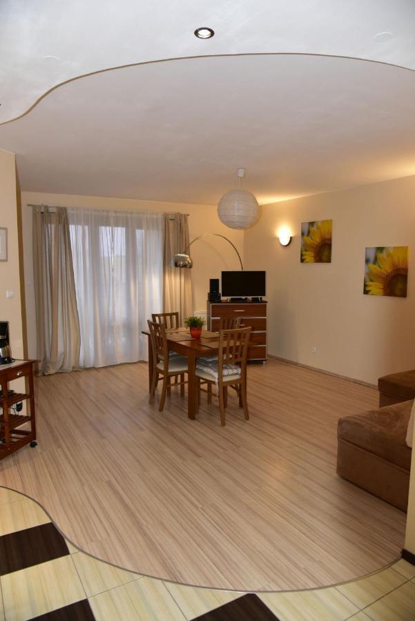 Apartament Sloneczny Brzeg 미엥지즈드로예 외부 사진